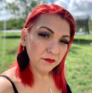 Meet your Posher, Eva